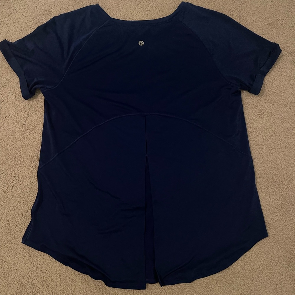 lululemon athletica Women's navy blue Short Sleeve Tee